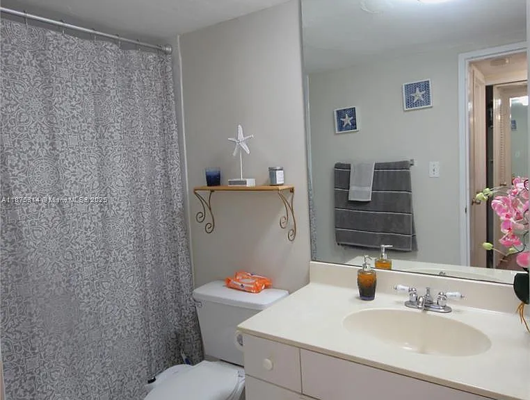 5161 Collins Ave #603 — Photo 27