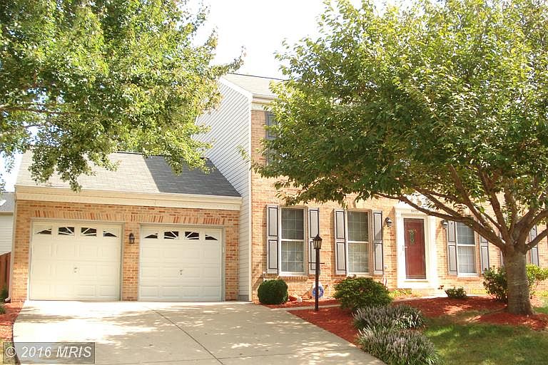 2nd image of 5423 Lomax Way