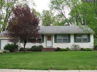 319 Romney Rd, Akron, OH 44333