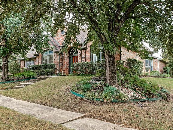 2nd image of 8637 Shadybrooke Dr