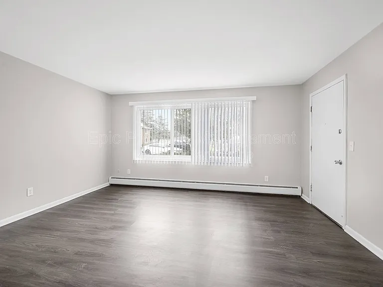 51623 Mound Rd #C — Photo 5