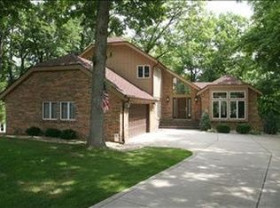 177 Cheshire Ct, Valparaiso, IN 46385