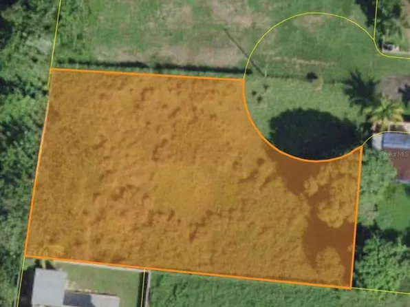 51 Calle Cristo Ky, Isabela, PR 00662