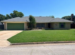 1406 Rosedale St, Ardmore, OK 73401