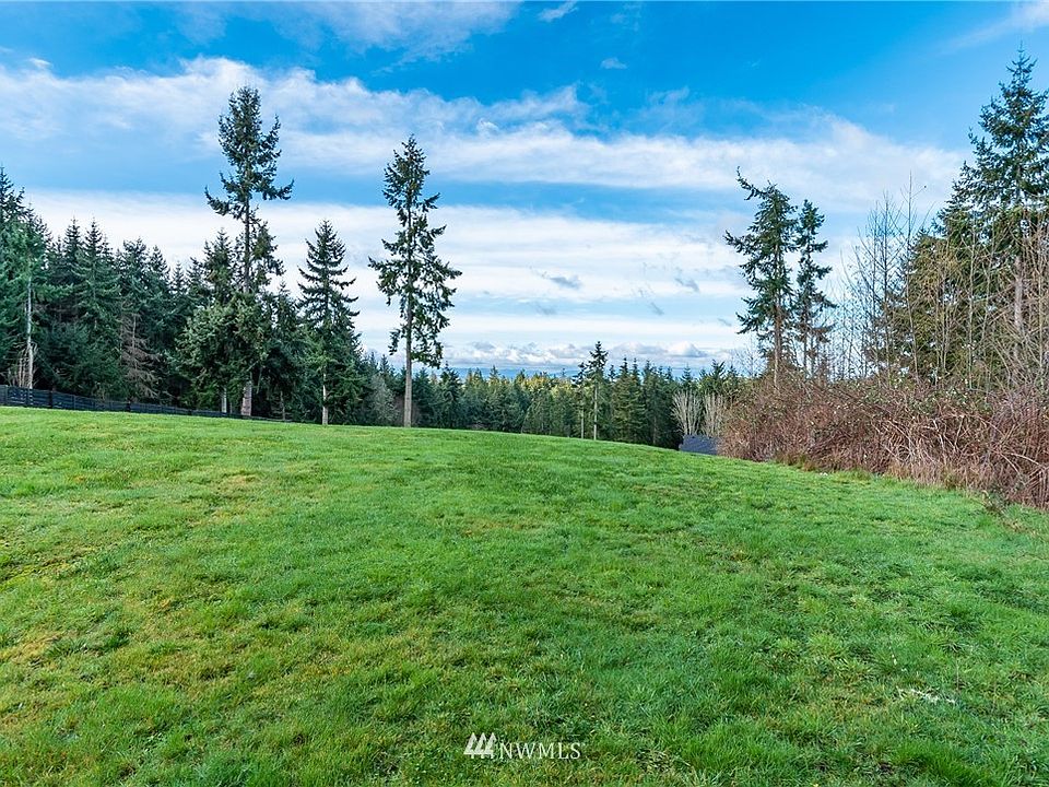 1st image of 14 Sockeye Lane