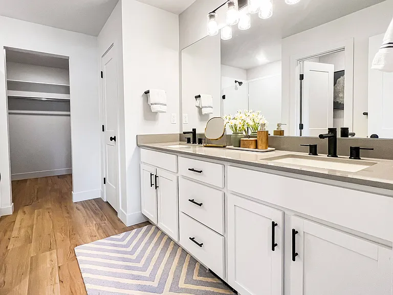 Drexler Townhomes at Holbrook — Photo 13