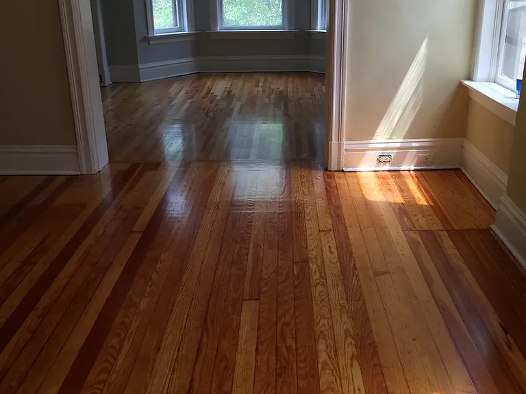 4484 Maryland Ave — Photo 3