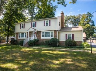 2620 Scarsborough Dr, North Chesterfield, VA 23235
