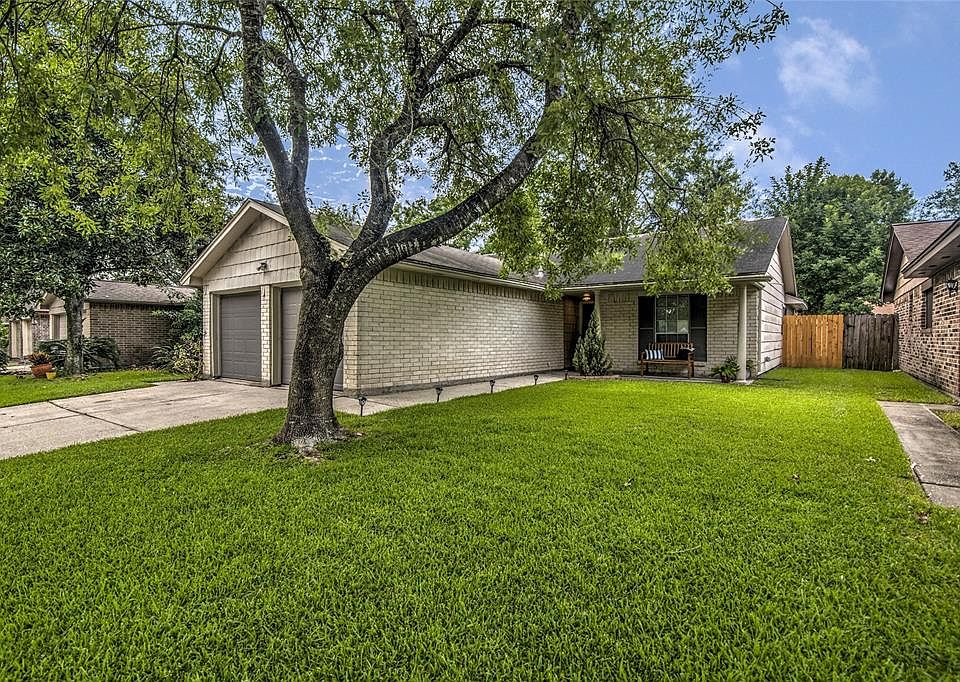 1st image of 5422 Heronwood Dr