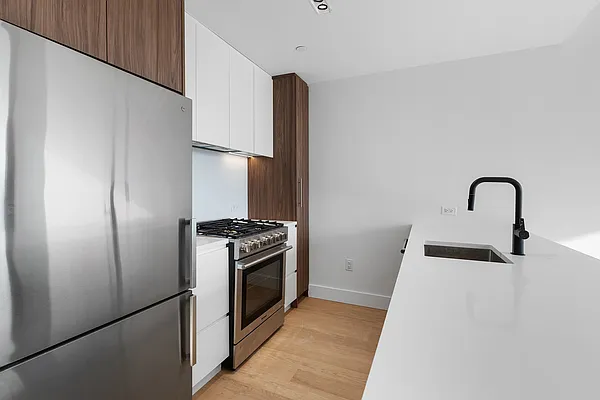 Rented by West 124th Manager LLC | media 27