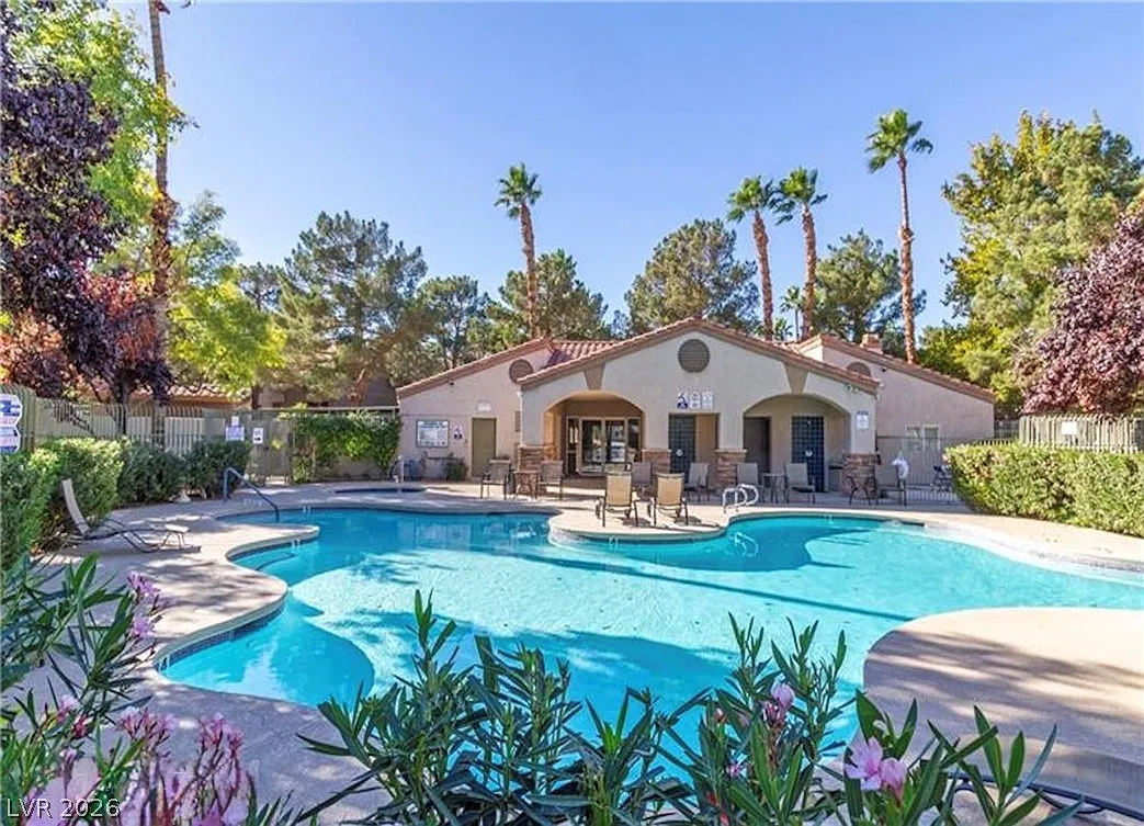 2100 Jetty Rock Dr — Photo 3