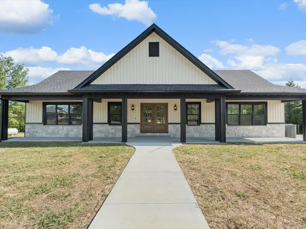 13100 N Bethlehem Rd, Harrisburg, MO 65256