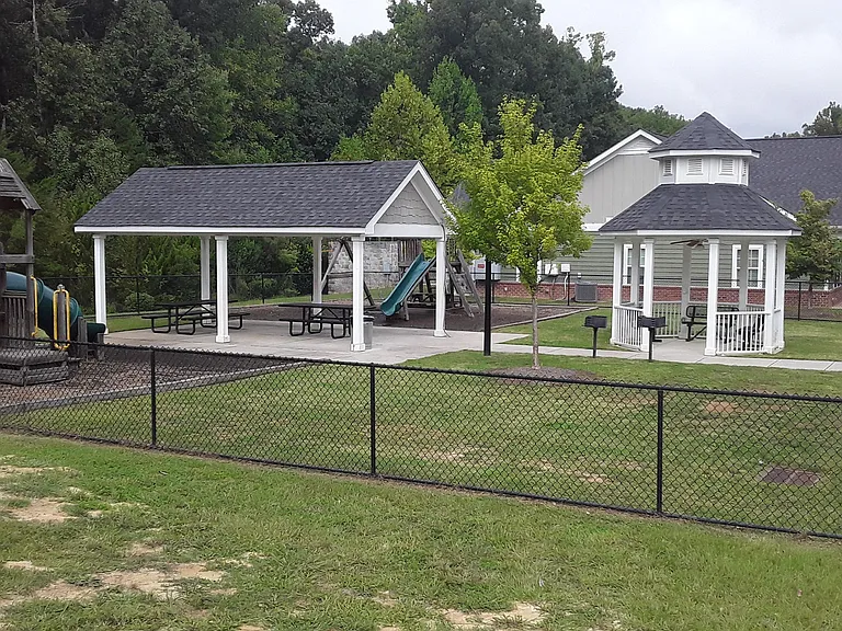 630 Rockwood Crossing Dr — Photo 2