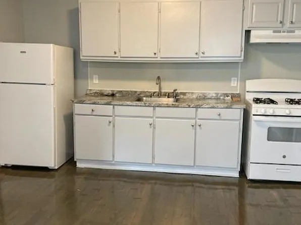 35 Linden St #1, New Bedford, MA 02740