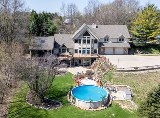 7430 Aurora ROAD, West Bend, WI 53090