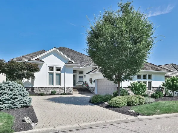 33 Governors Club Dr, Xenia, OH 45385