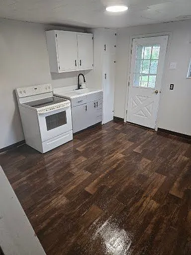 2 bed, 1.0 bath, 1008 sqft, $930 — Photo 4