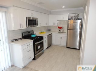 11D Michigan Dr, Matawan, NJ 07747