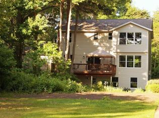 15889 Leonard Rd, Spring Lake, MI 49456