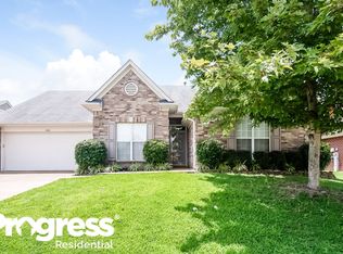 11601 Milton Meadows Dr, Arlington, TN 38002