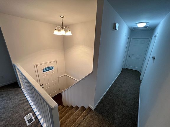 5th image of 3305 Garland Ave