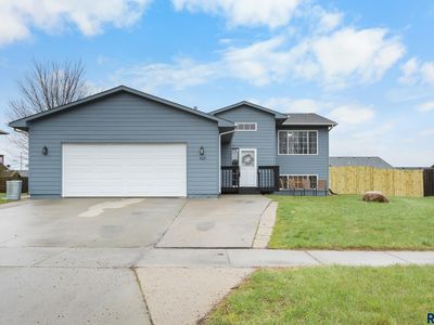 505 S Tessa Ave, Hartford, SD, 57033
