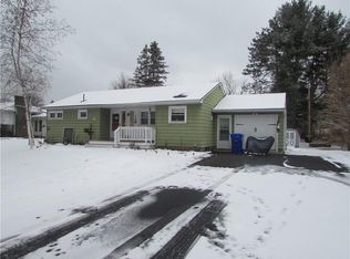 14 Earl Dr, Rochester, NY 14624