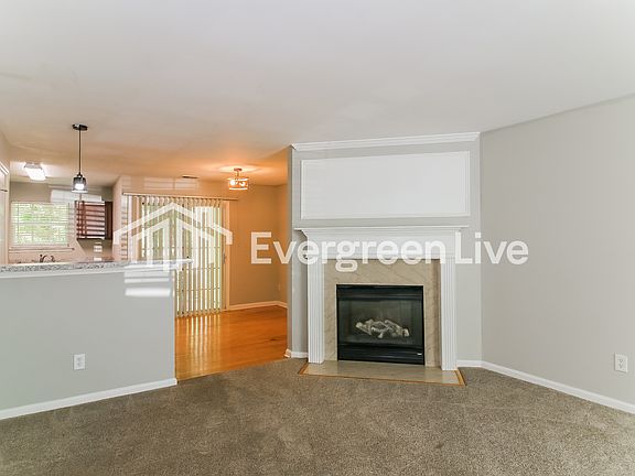3rd image of 759 Crestwell Cir SW