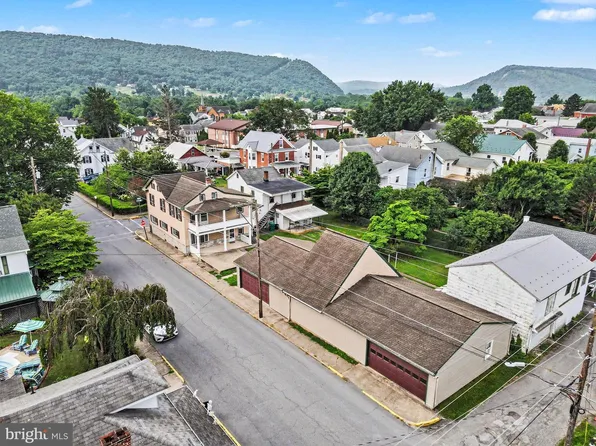 477 North St, Millersburg, PA 17061