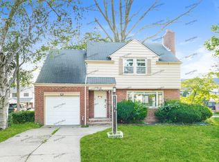 3118 Livingston Rd, Cleveland, OH 44120