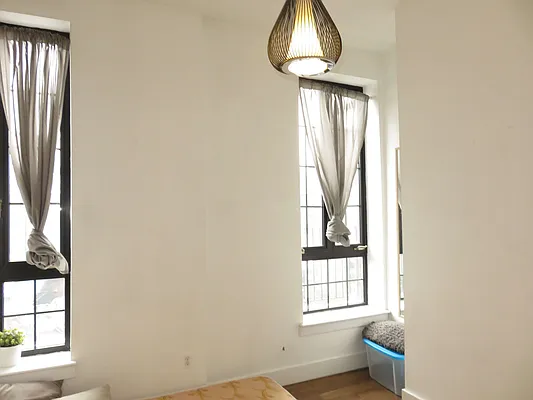 Rented by Rennit Inc. | media 75