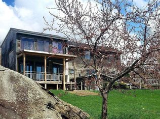 496 Will George Rd, East Fairfield, VT 05448