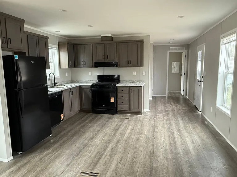 9750 Babcock Hill Rd — Photo 3