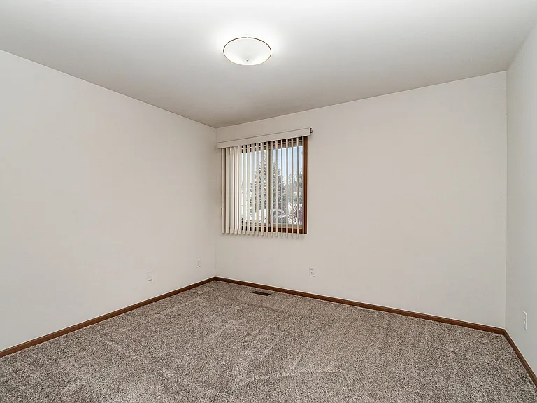 2428 Morning Dawn Dr — Photo 15