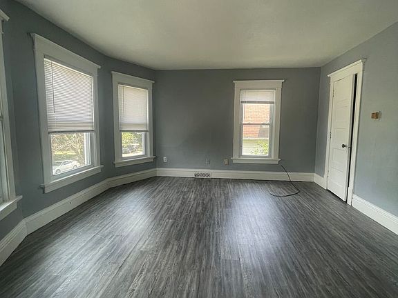 2nd image of 1600 12th Ave #75776C55B