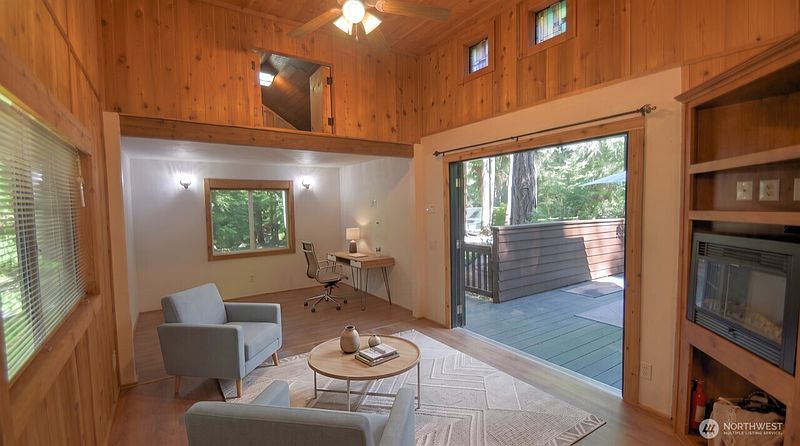2nd image of 1546 Reservation Road SE #11