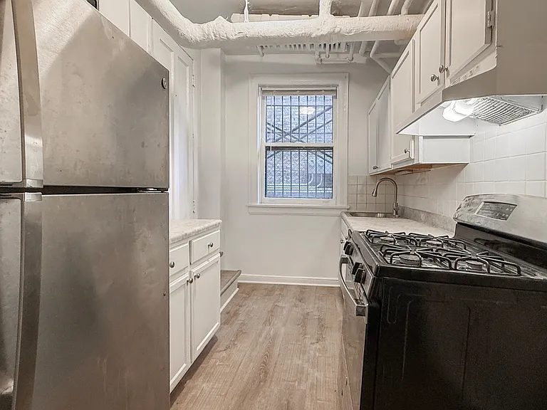 509 W Aldine Ave #GE — Photo 7