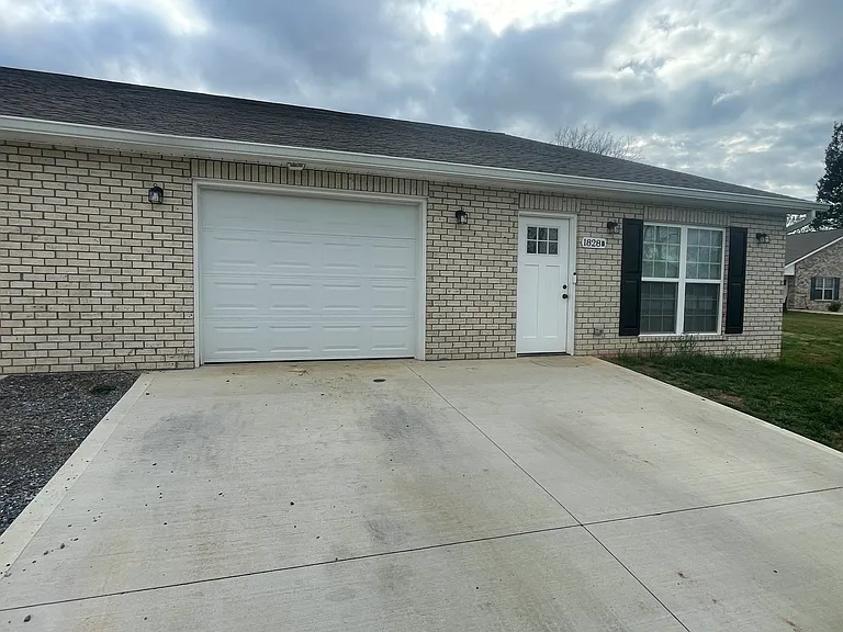 1828 Sequoyah Ave #B — Photo 2