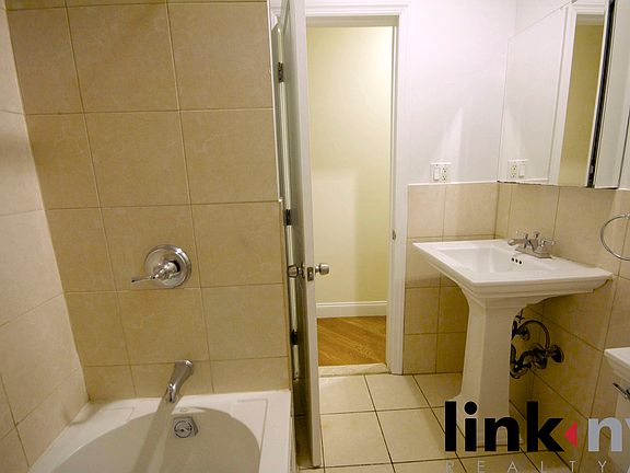 2nd image of 522 W 123rd St APT 2E
