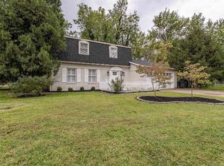 7307 Bayard Park Dr, Evansville, IN 47715