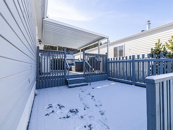 4th image of 1555 Howe Rd #77