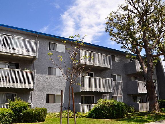 2nd image of 17302 Yukon Ave #7sm4fpsrb