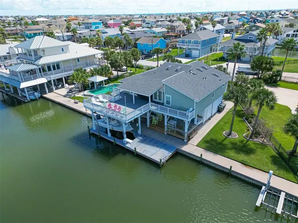 22214 Frio Dr, Galveston, TX 77554
