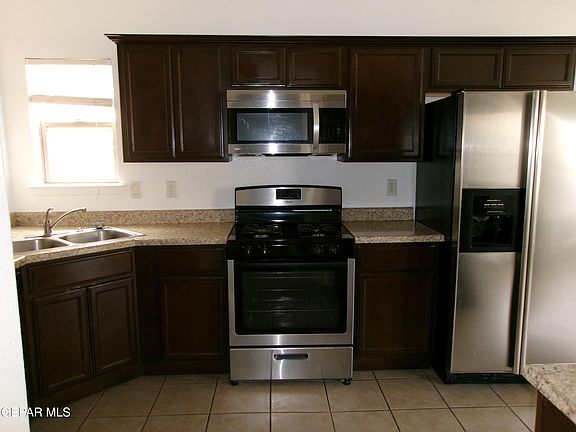 5th image of 4704 Pistolero Ln #A