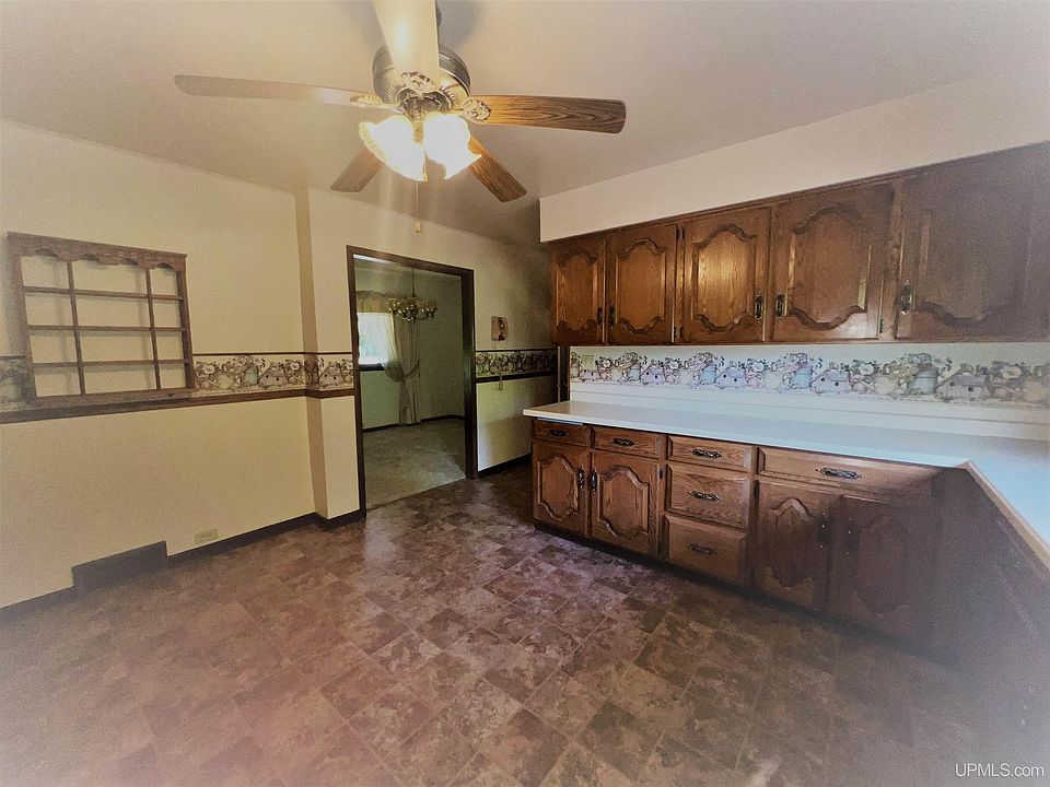 5956 W Us Hwy 2, Hermansville, MI 49847 Zillow