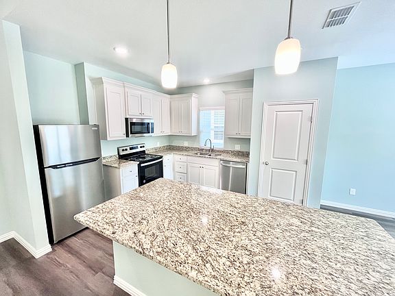 3rd image of 2035 S Bluebonnet Ave