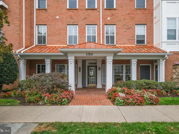 150 Chevy Chase St APT 102, Gaithersburg, MD 20878