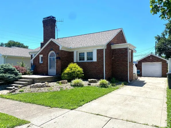 379 H St NE, Linton, IN 47441