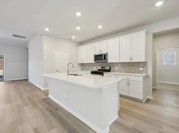 3501 Richland Dr, Farmersville, TX 75442
