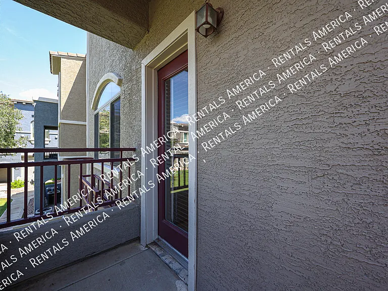 2402 E 5th St #1515 — Photo 46